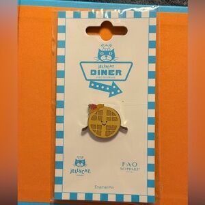 Jellycat Diner Waffle Enamel Pin - Brown and Red